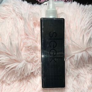 Sleek Anti-Humidity Shine Spray